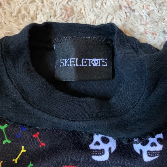 3/$15❗️ Skeletots baby rainbow skull t-shirt - Picture 2 of 3